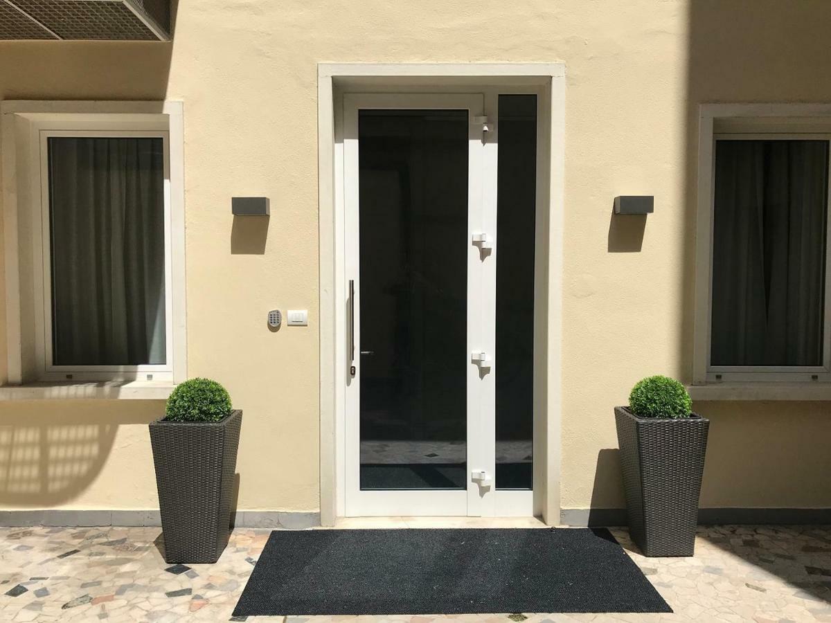 Italianflat - Design Rooms فيرونا المظهر الخارجي الصورة